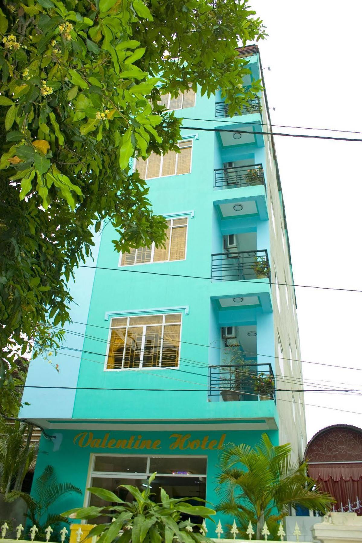 Valentine Hotel Hue Luaran gambar